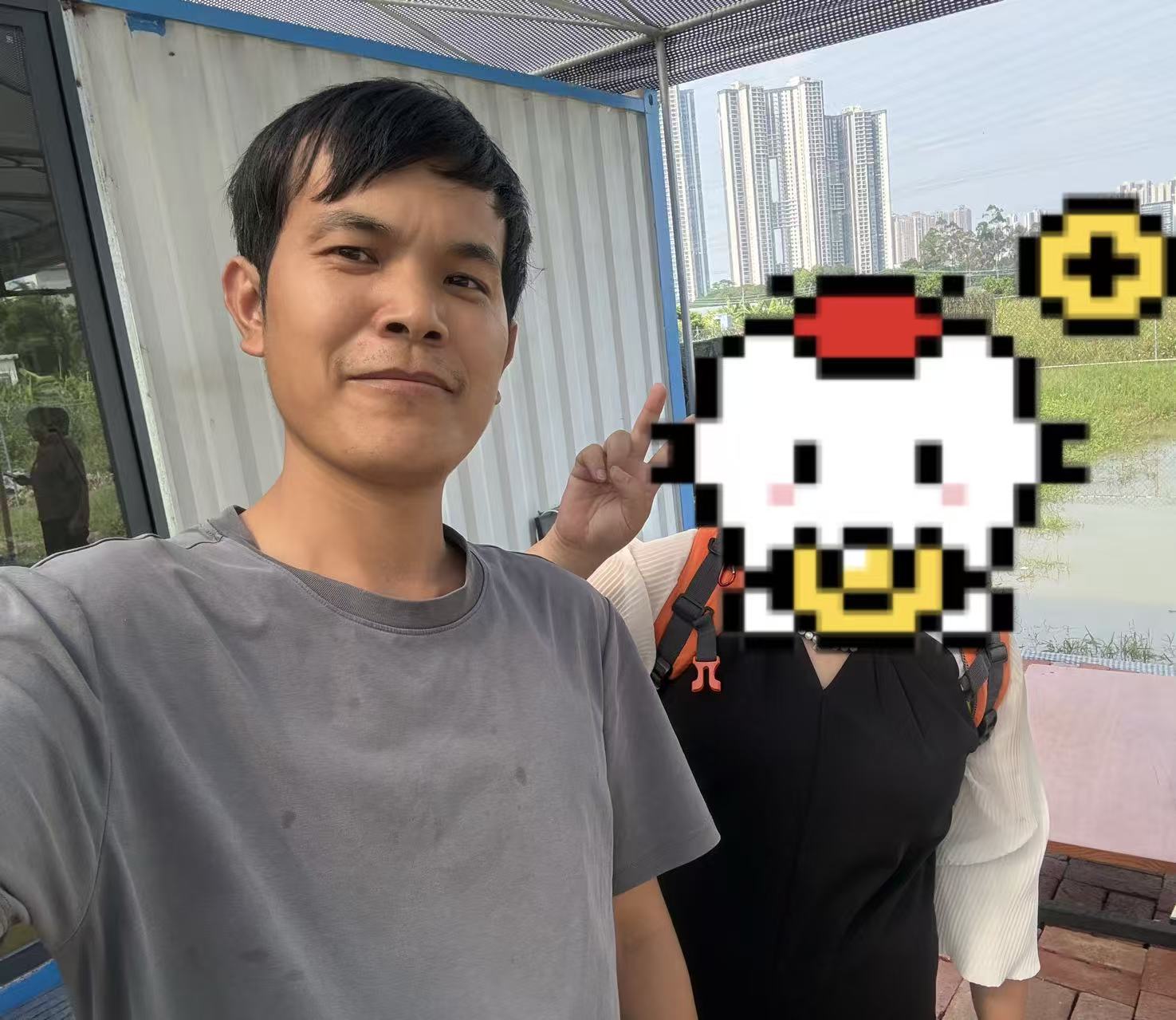 阿宇与共学参与者的现场合影